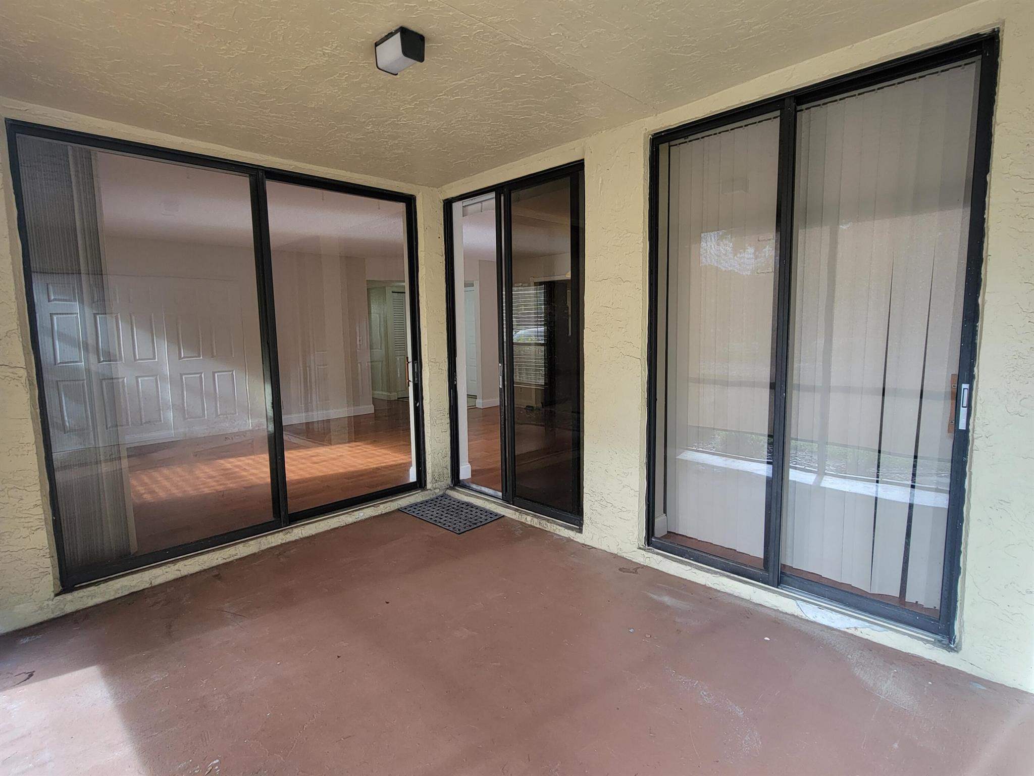 CENTERPOINTE - Residential Lease