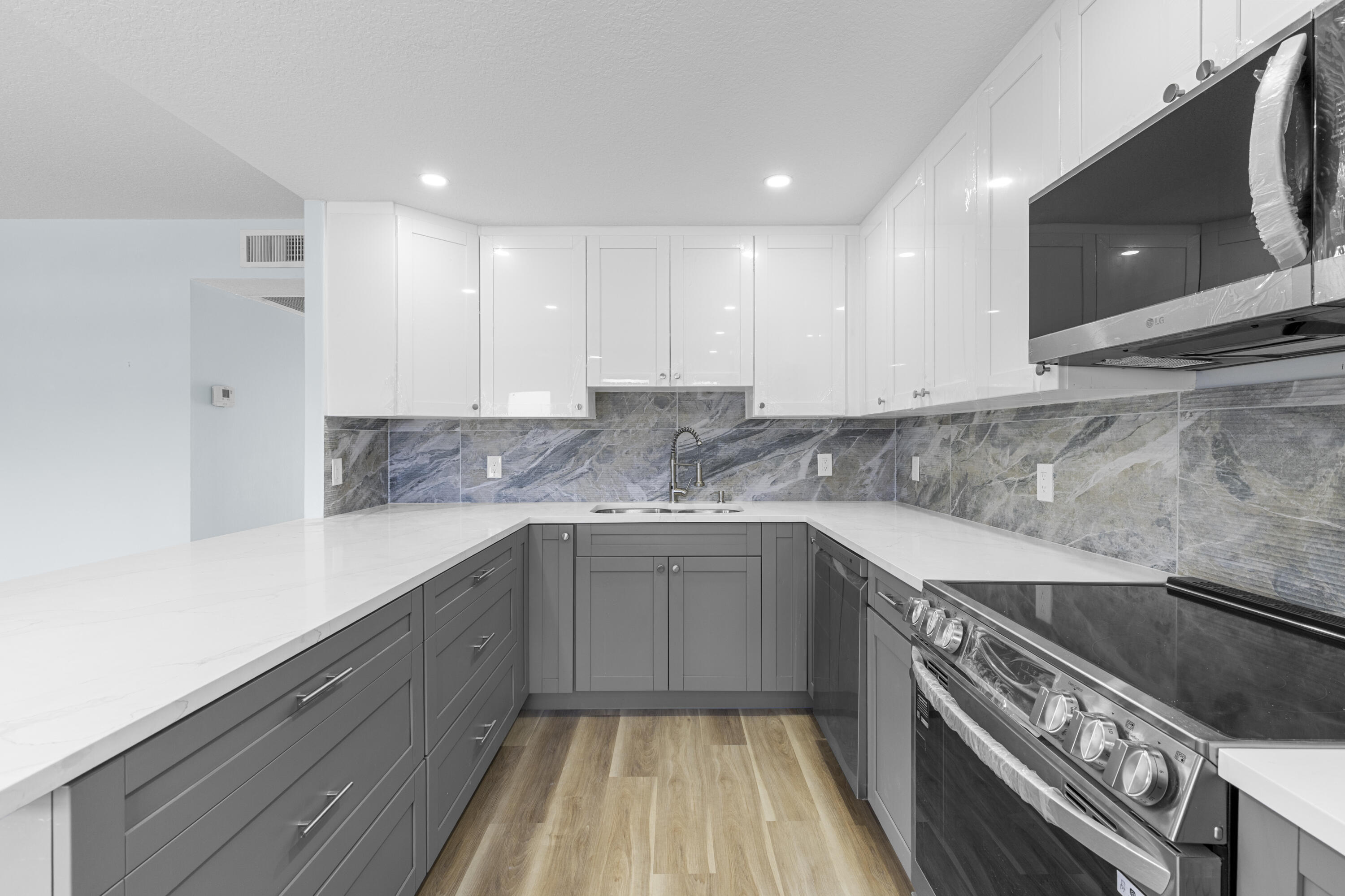 VENTNOR H CONDO - Residential
