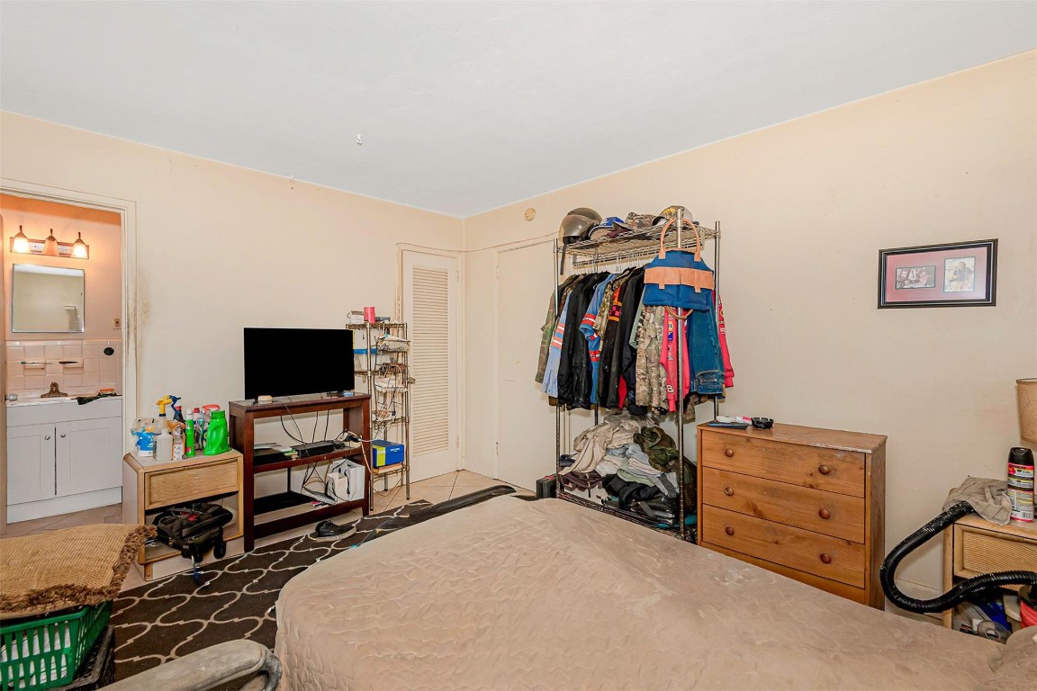 JOSEPHINE PARK 45-23 B - Residential Income