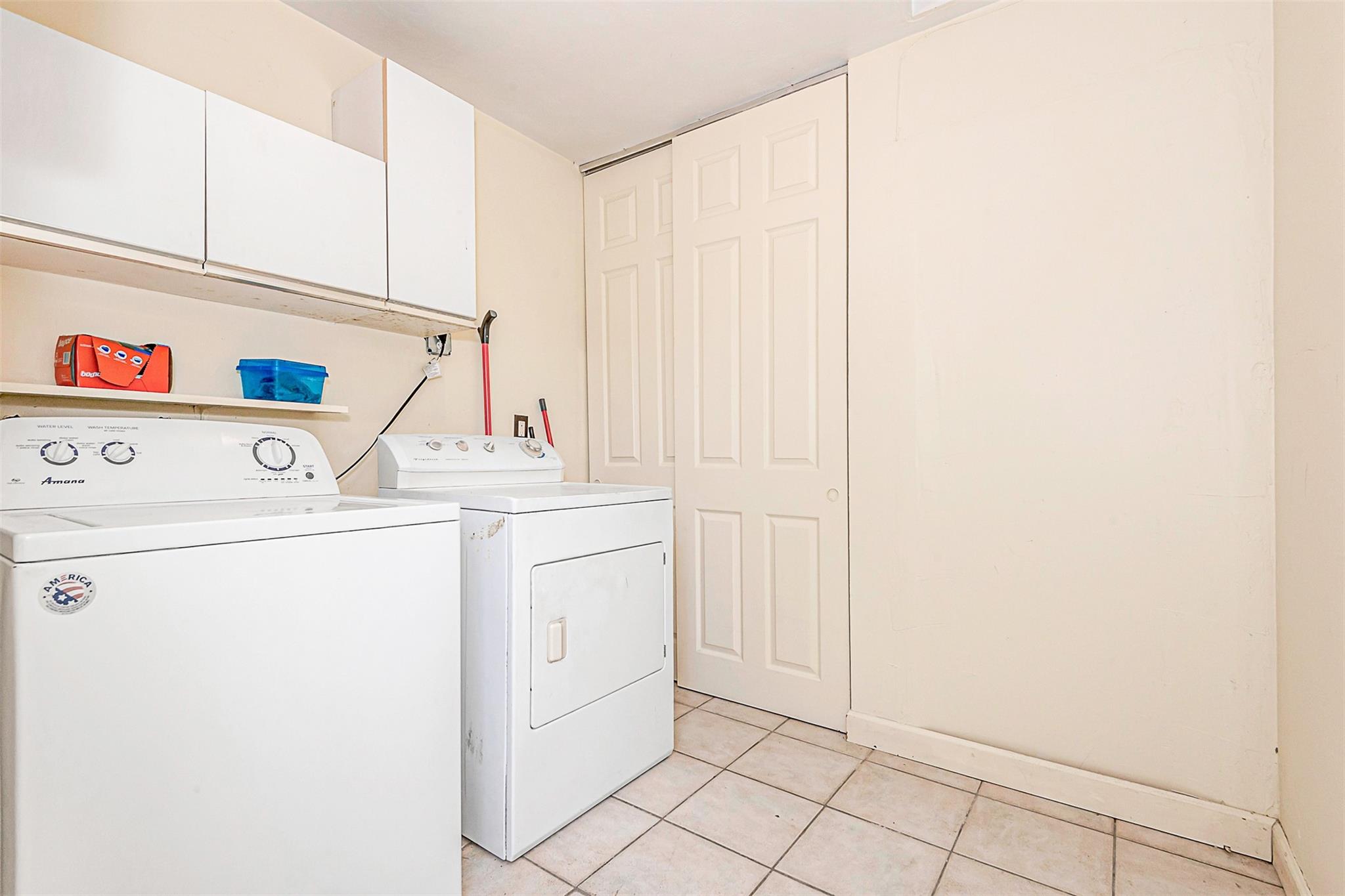 JOSEPHINE PARK 45-23 B - Residential Income