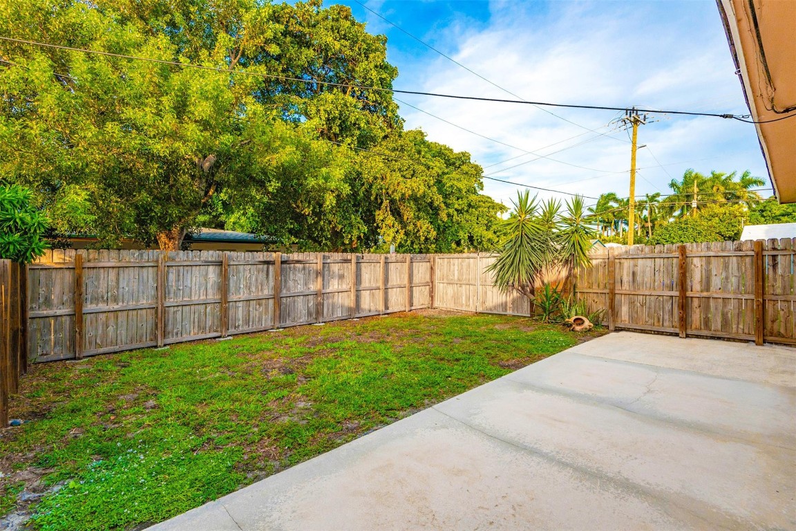 JOSEPHINE PARK 45-23 B - Residential Income