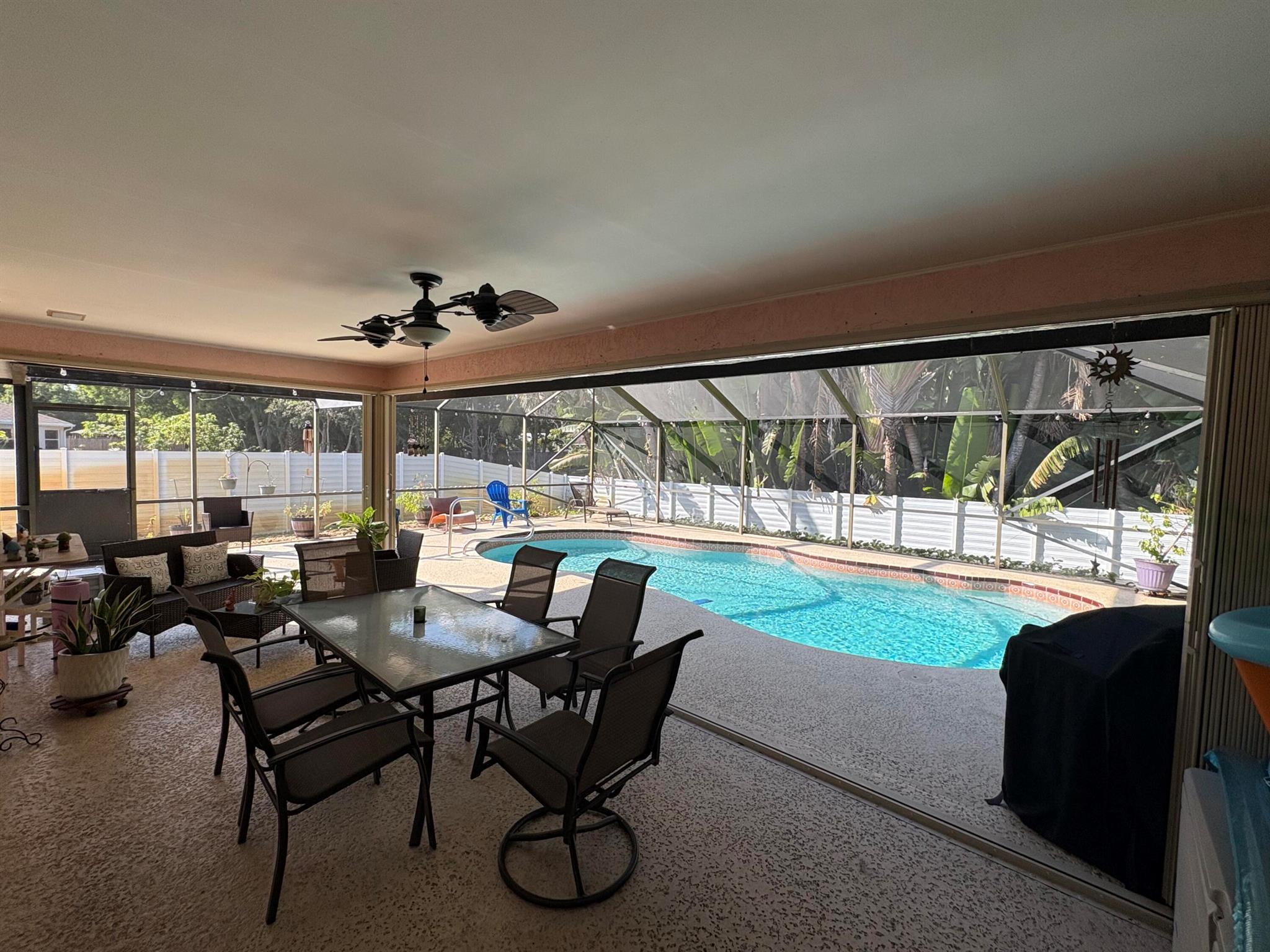 PORT ST LUCIE SECTION 6 - Residential