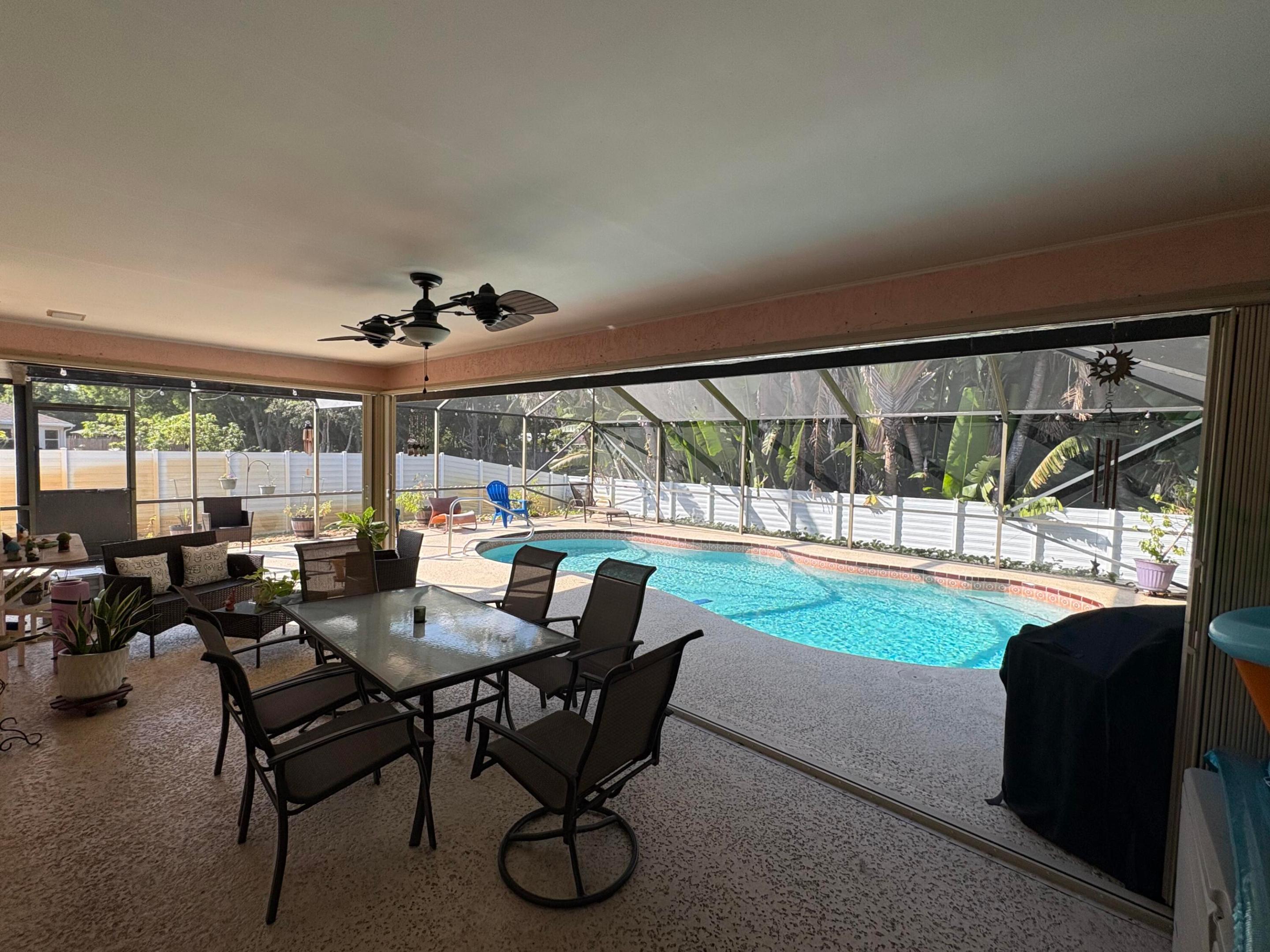 PORT ST LUCIE SECTION 6 - Residential