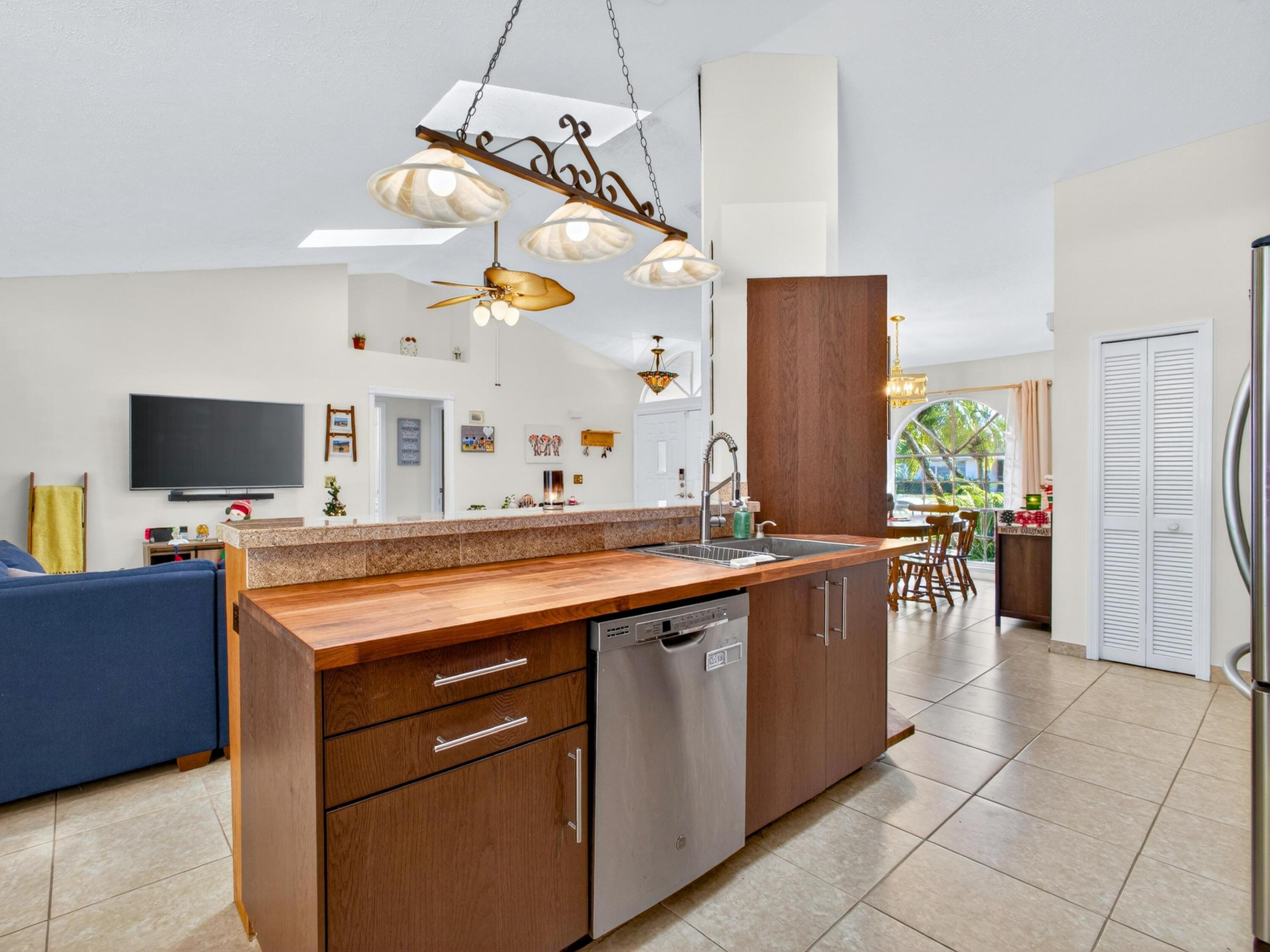 PORT ST LUCIE SECTION 6 - Residential