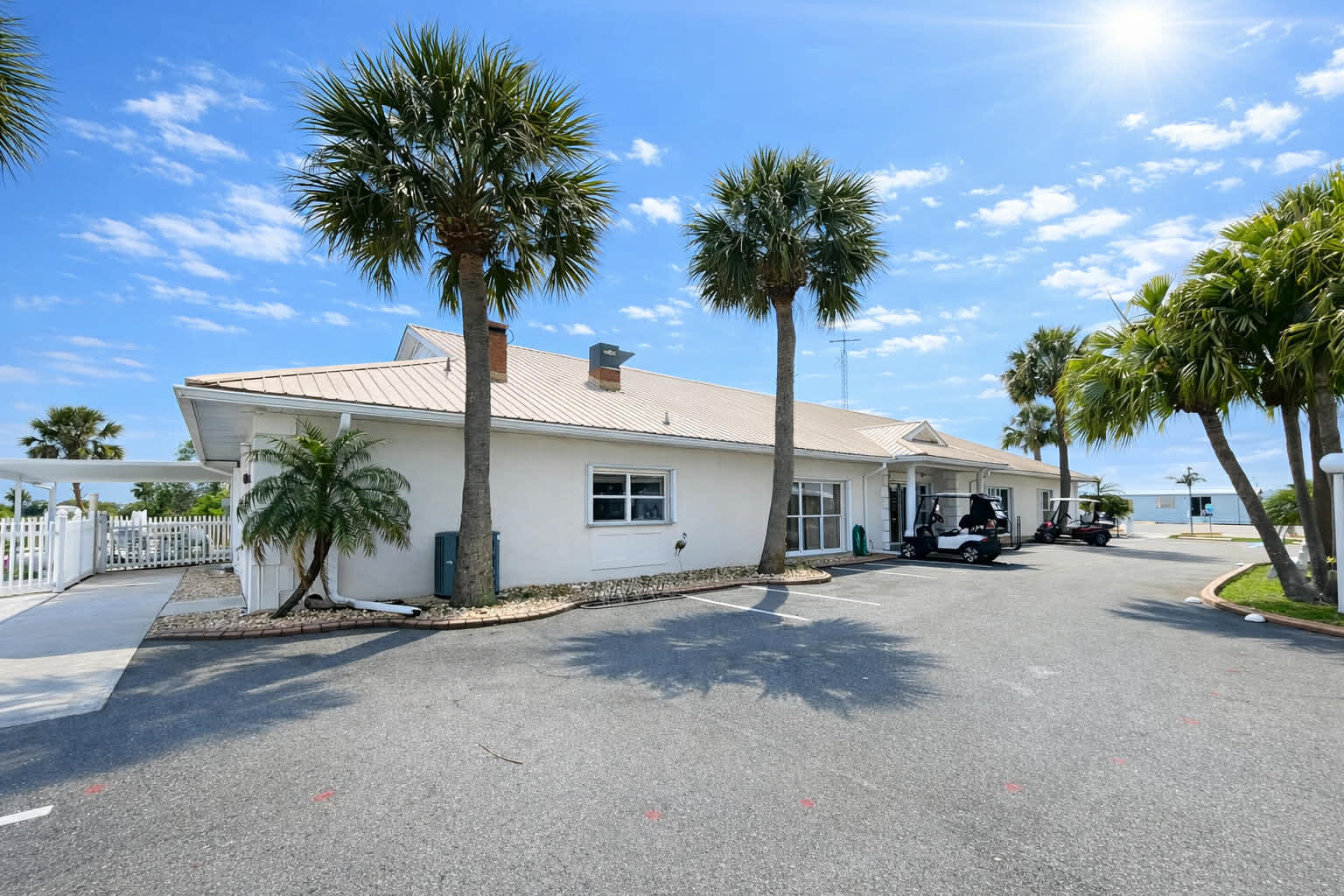 PALM VILLAGE RANCH - Residential