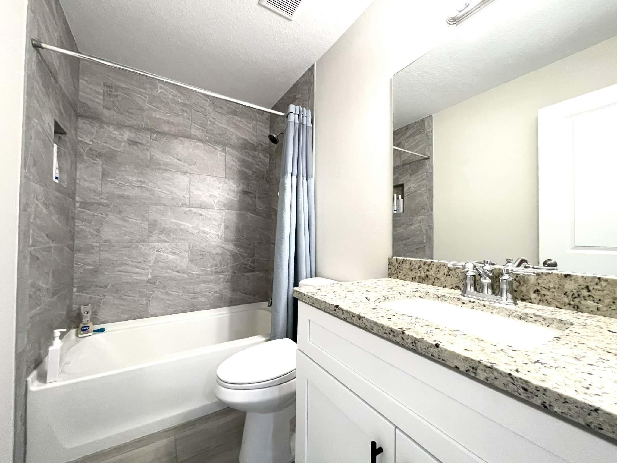 PALM VILLAGE RANCH - Residential