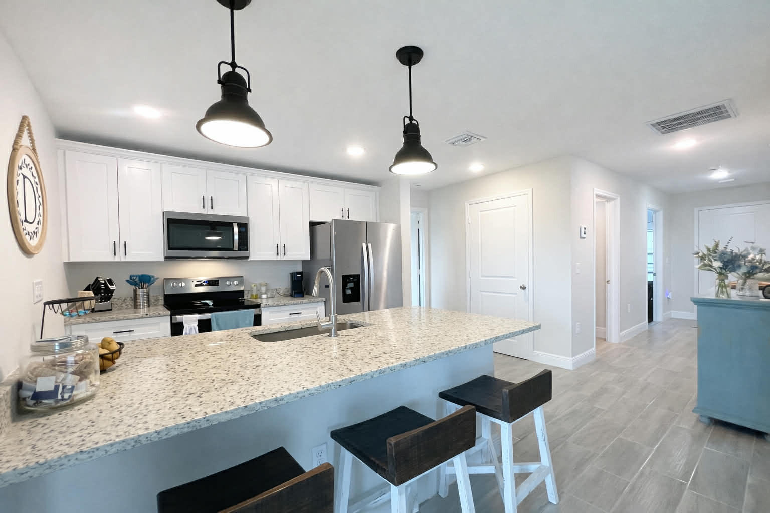 PALM VILLAGE RANCH - Residential