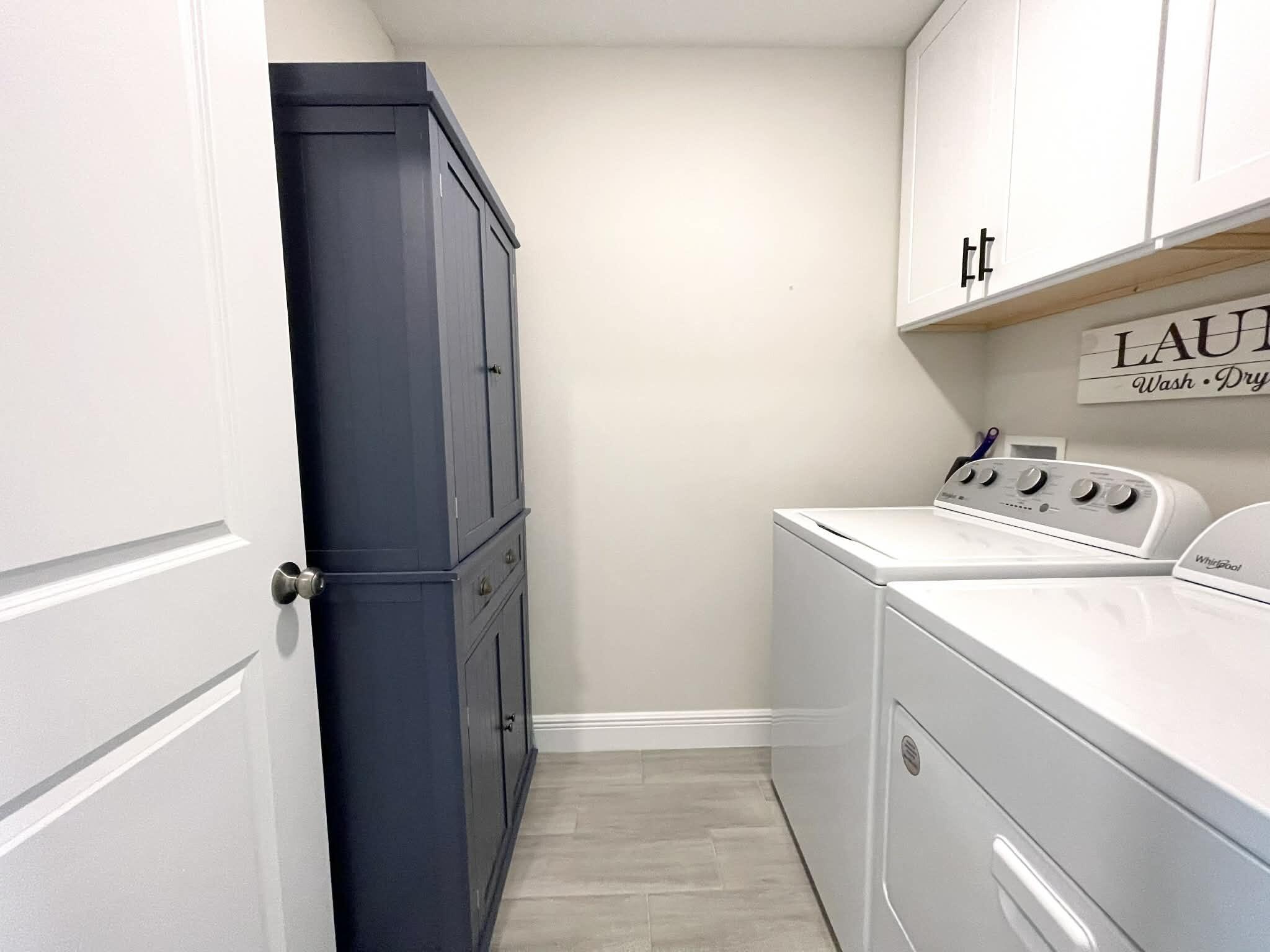 PALM VILLAGE RANCH - Residential