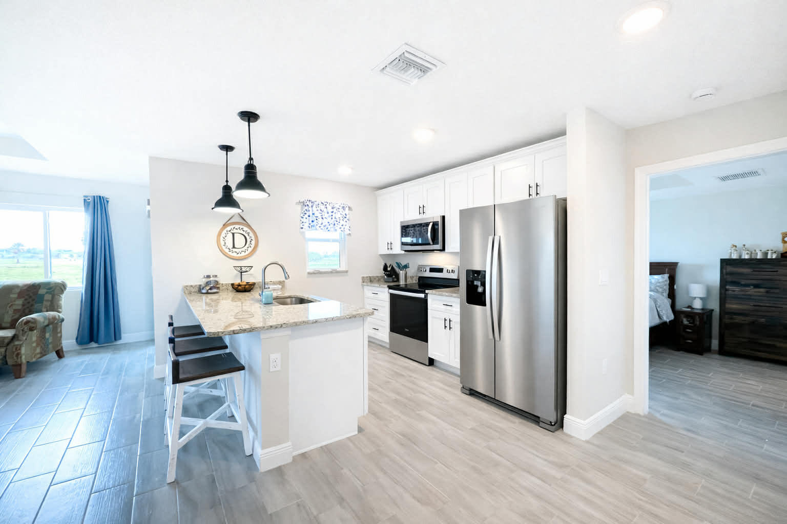 PALM VILLAGE RANCH - Residential