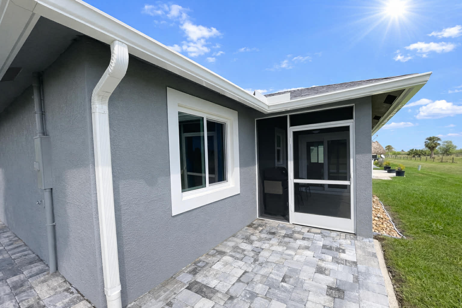 PALM VILLAGE RANCH - Residential