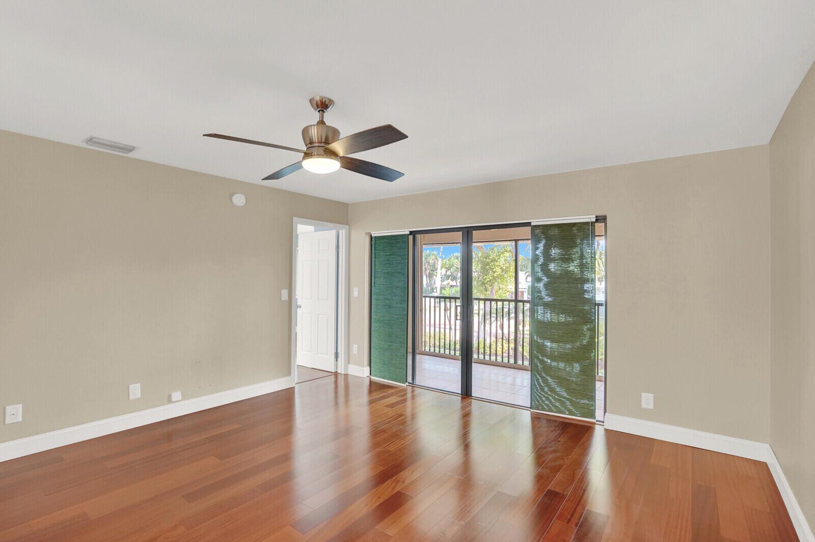 PELICAN POINTE CONDO - Residential