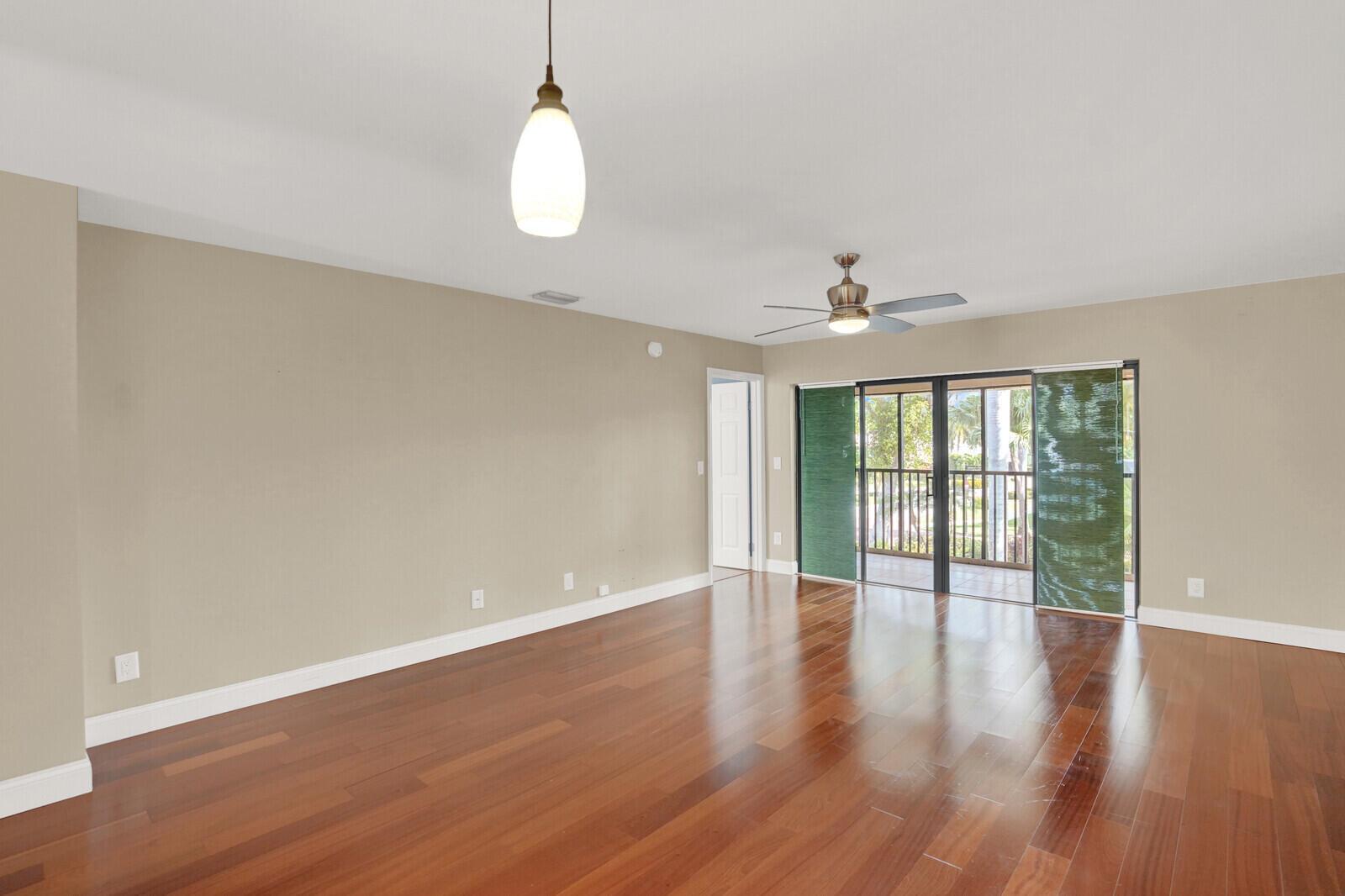 PELICAN POINTE CONDO - Residential