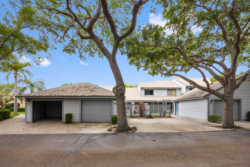 Photo of 6215 SE Georgetown Place, Hobe Sound, FL 33455 (MLS # B26024263)