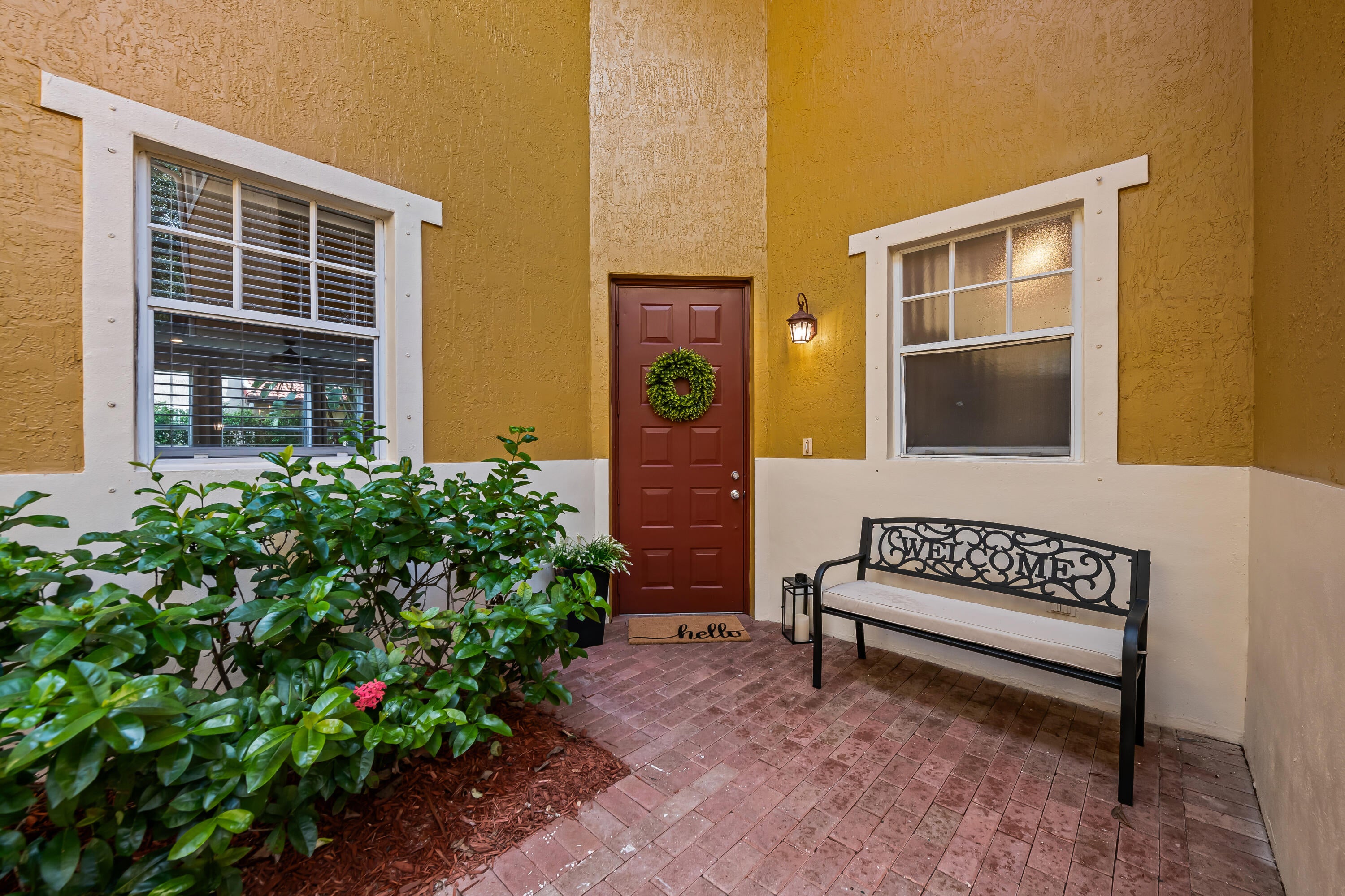 11945 NW 57th Manor