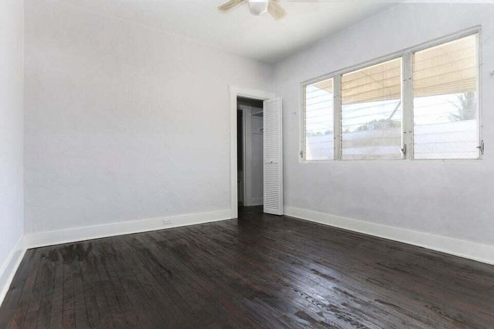 GARDENS THE - Residential Lease