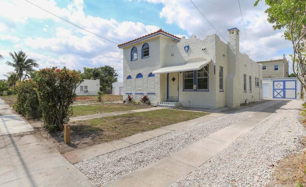 GARDENS THE - Residential Lease