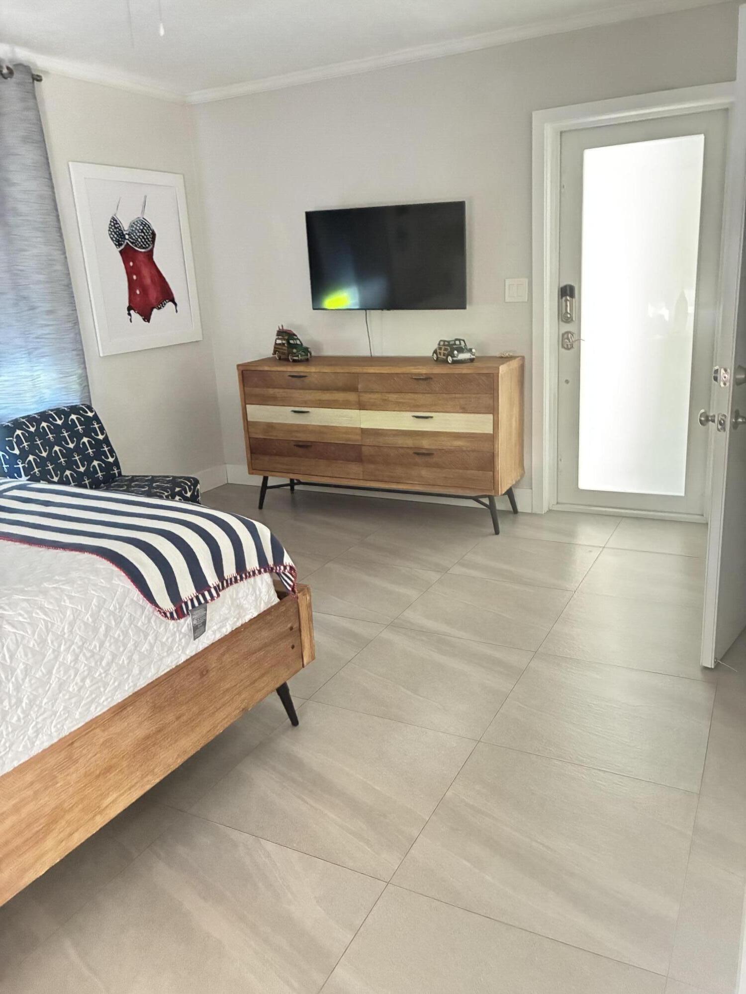 Hillsboro Shores - Residential Lease