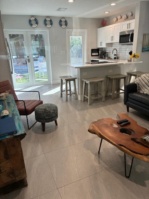 Hillsboro Shores - Residential Lease