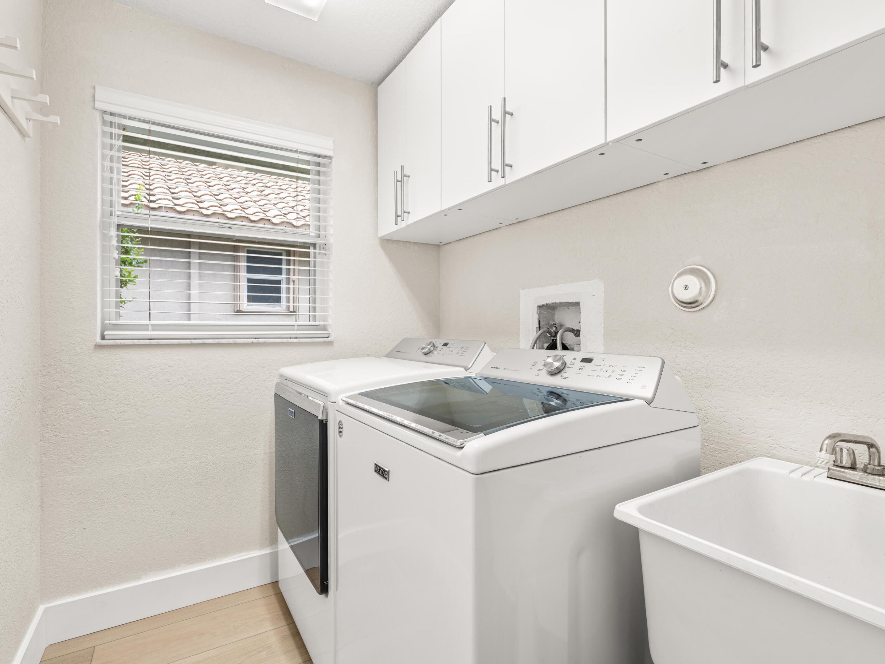 ORCHID ISLAND - Residential