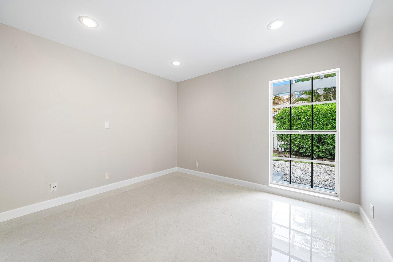 Boca Greens - Residential