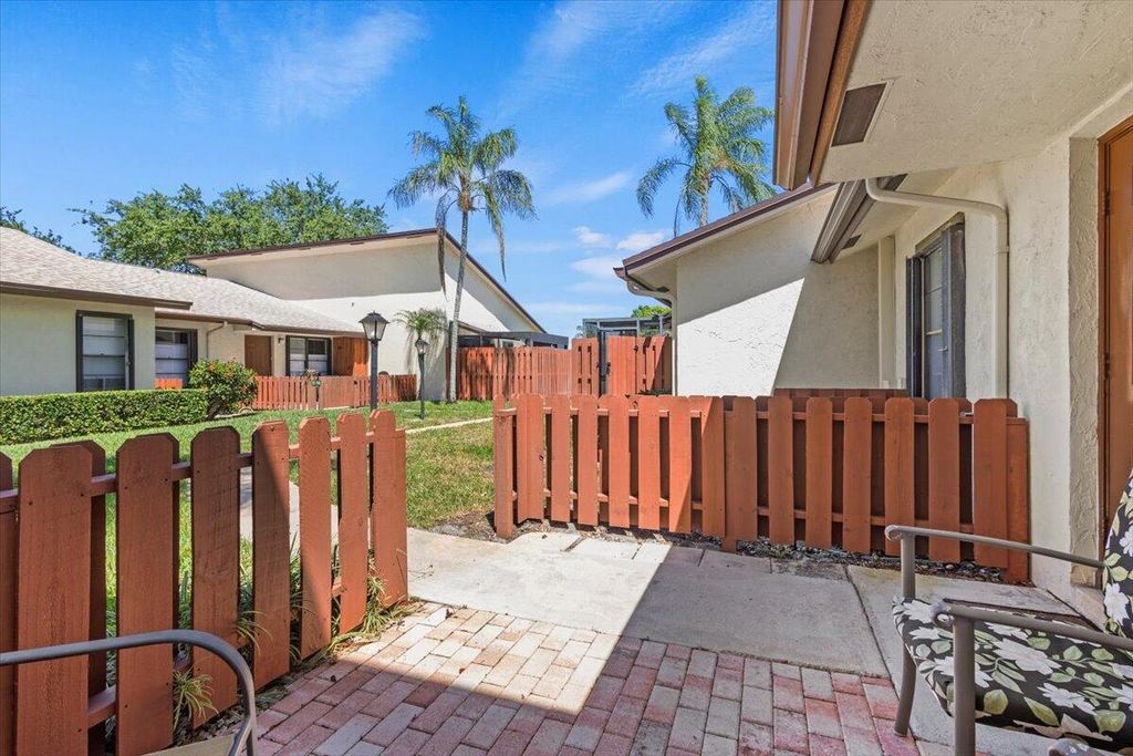 Photo of 8073 SE Villa Circle #2733, Hobe Sound, FL 33455 (MLS # R10975826)