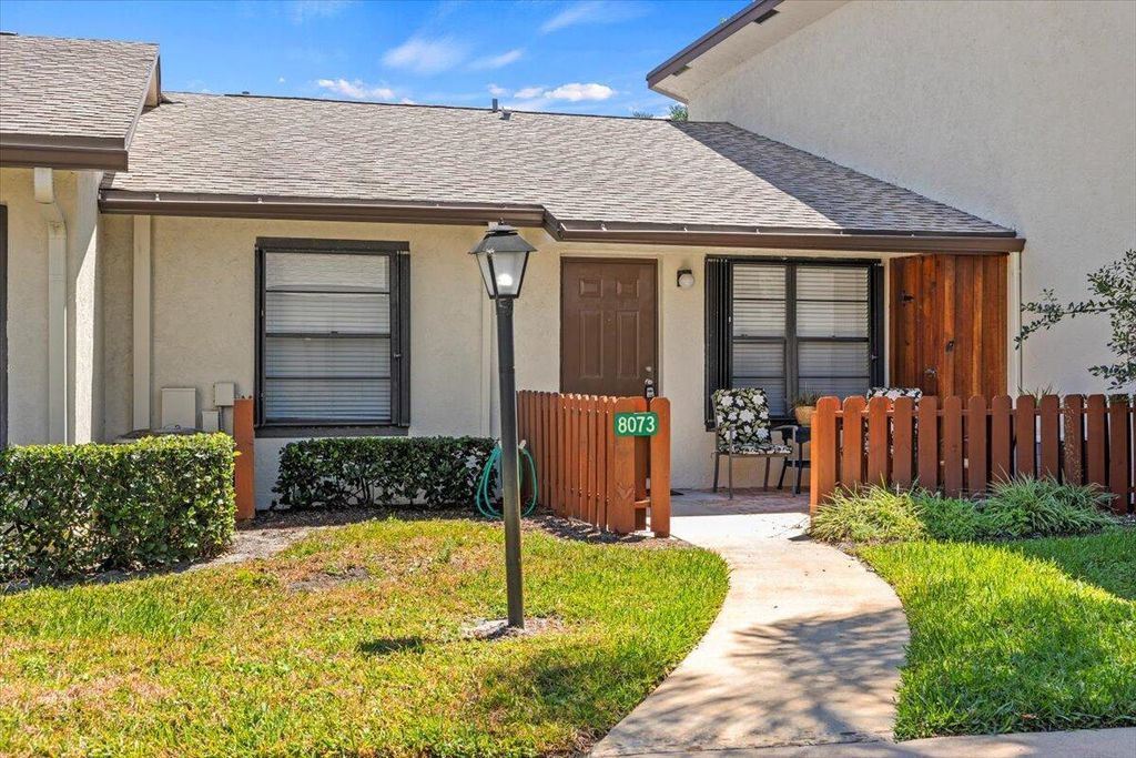 Photo of 8073 SE Villa Circle #2733, Hobe Sound, FL 33455 (MLS # R10975826)