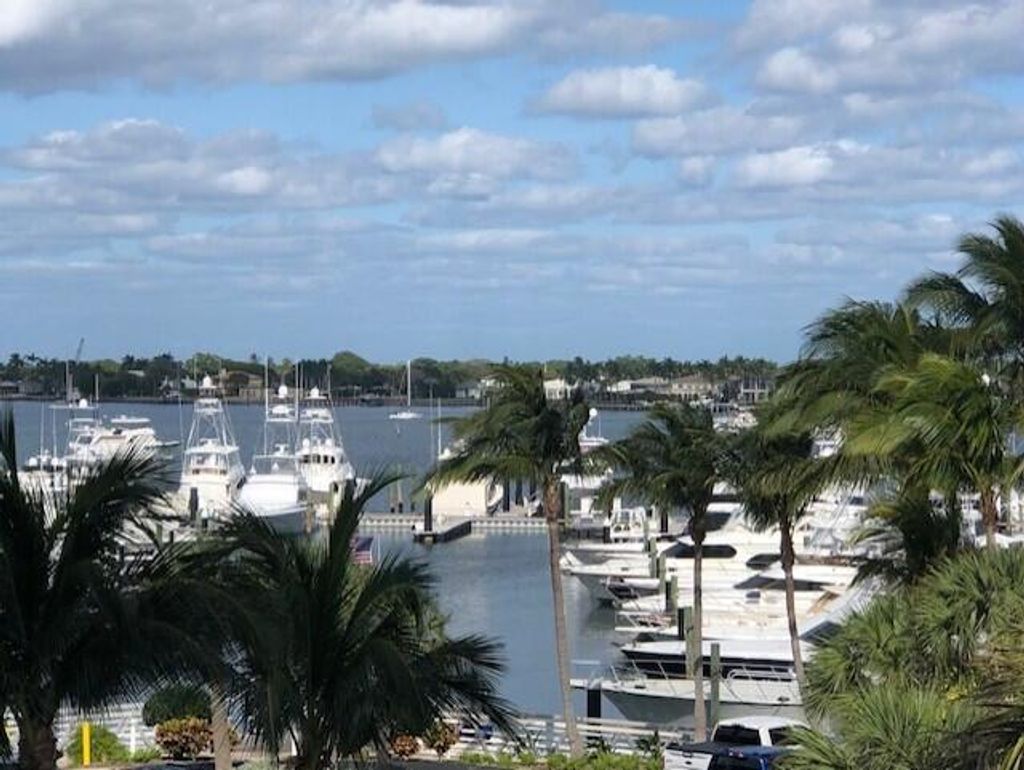 Photo of 123 Lakeshore Drive #442, North Palm Beach, FL 33408 (MLS # R10951924)