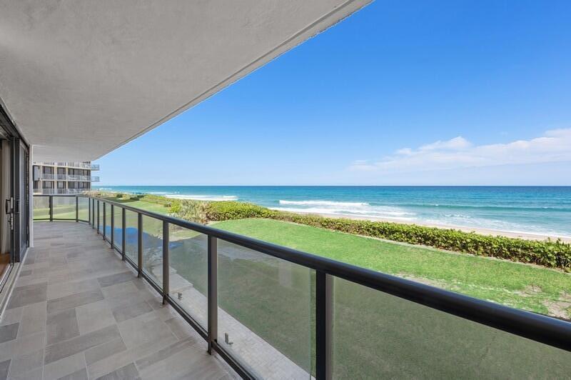 HALCYON OF PALM BEACH - Residential