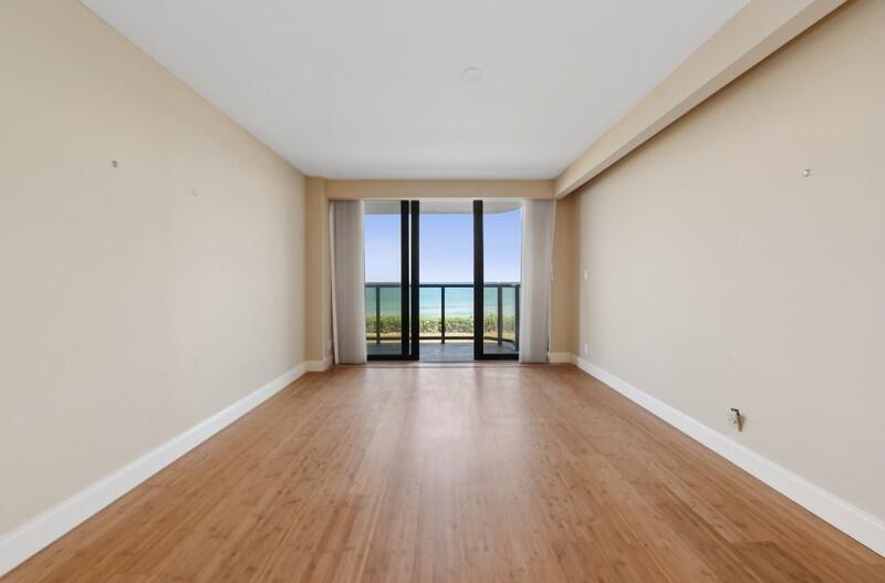 HALCYON OF PALM BEACH - Residential