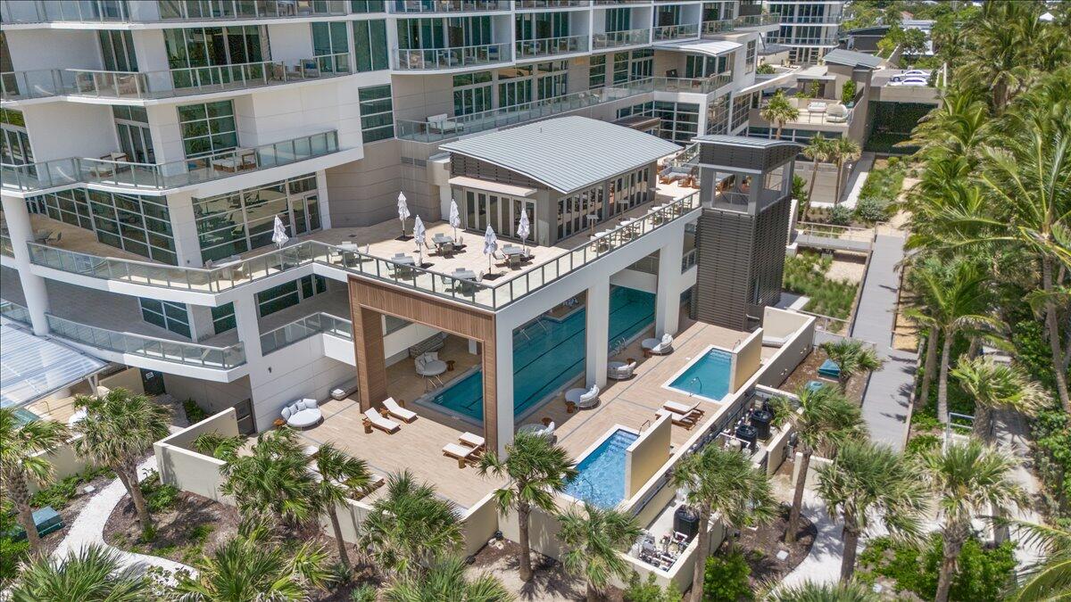 Amrit Ocean - Residential