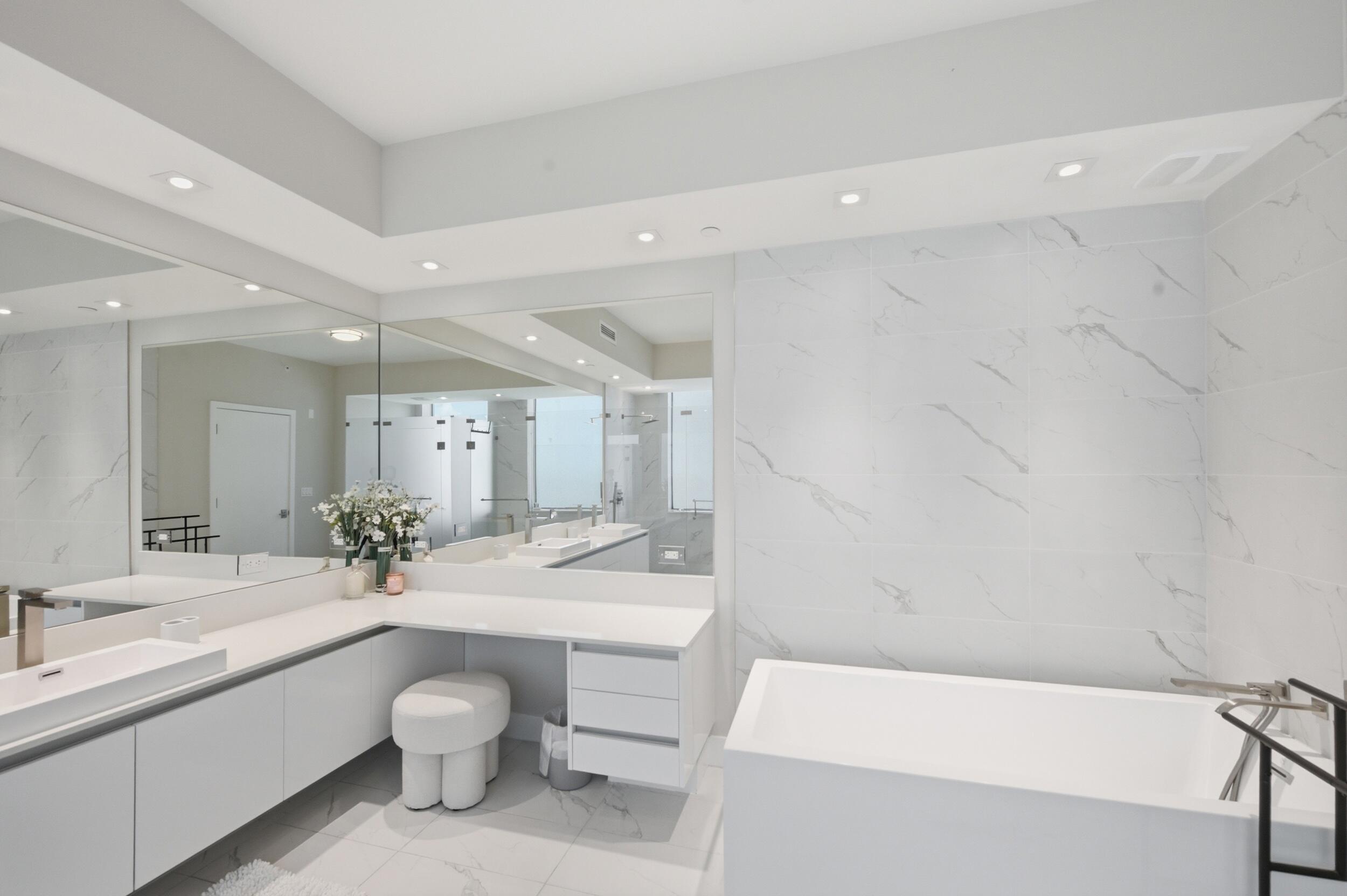 Amrit Ocean - Residential