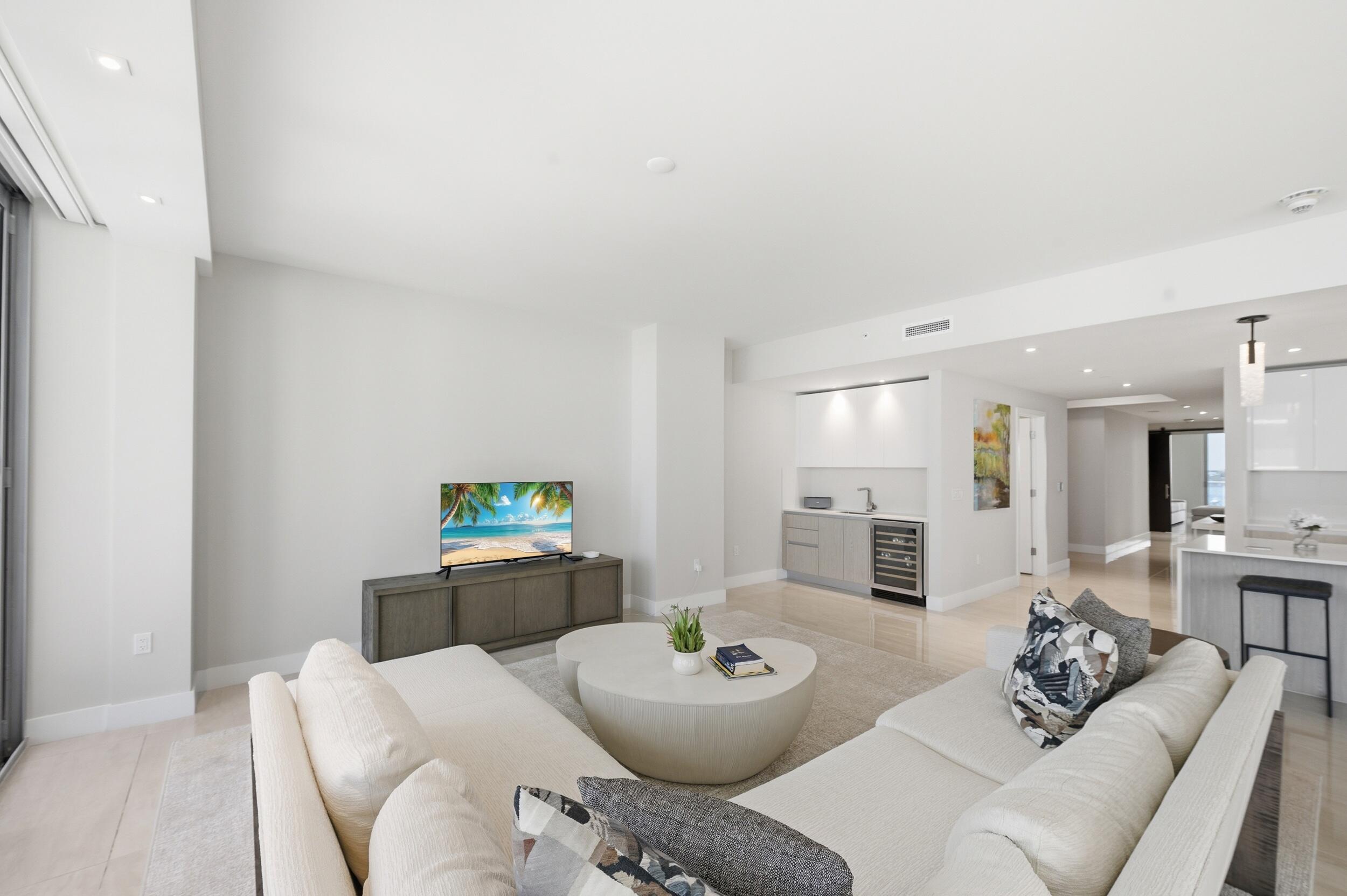Amrit Ocean - Residential