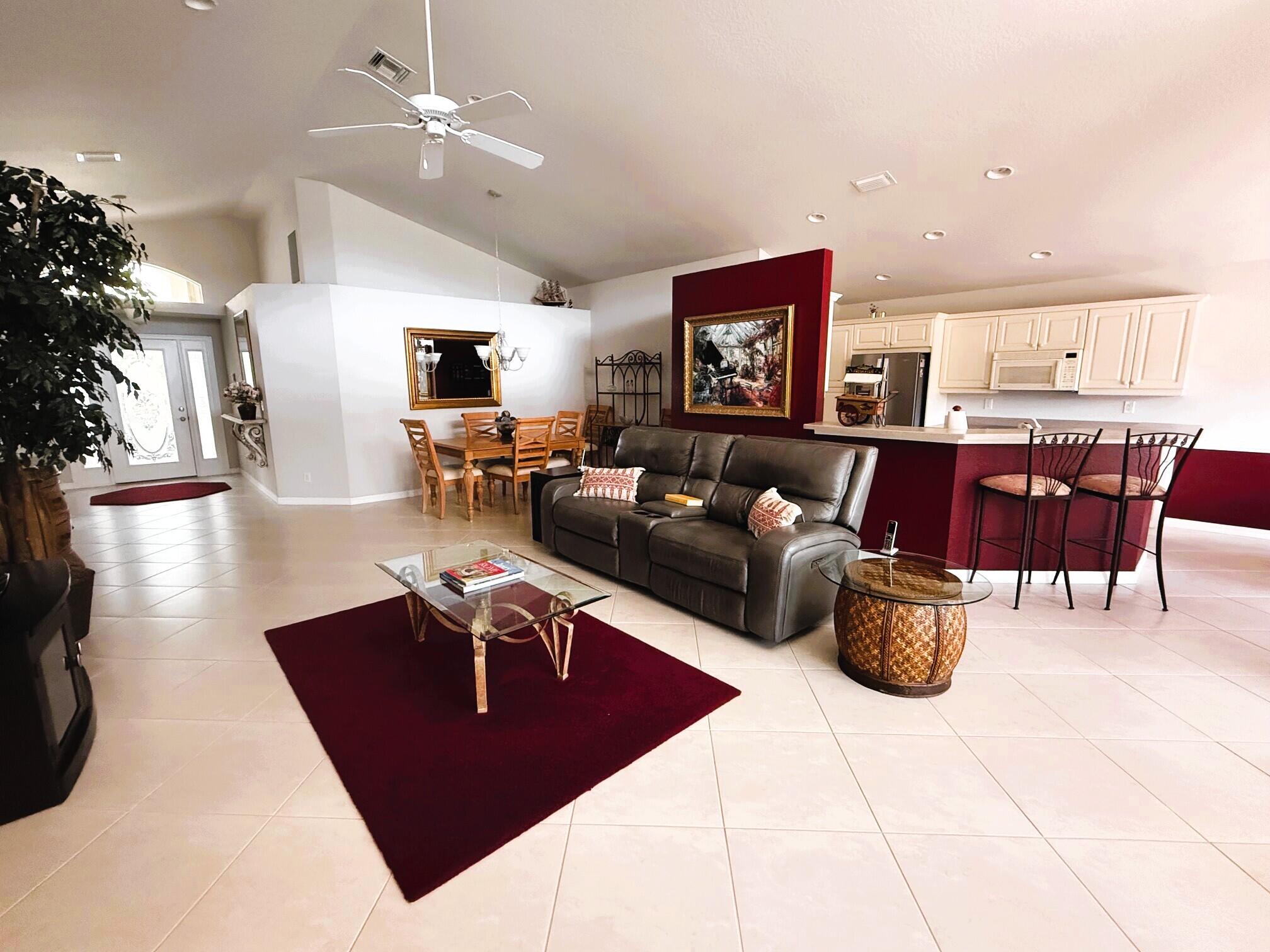 COTTAGES AT HOBE SOUND (a/k/a Banner Lake) - Residential