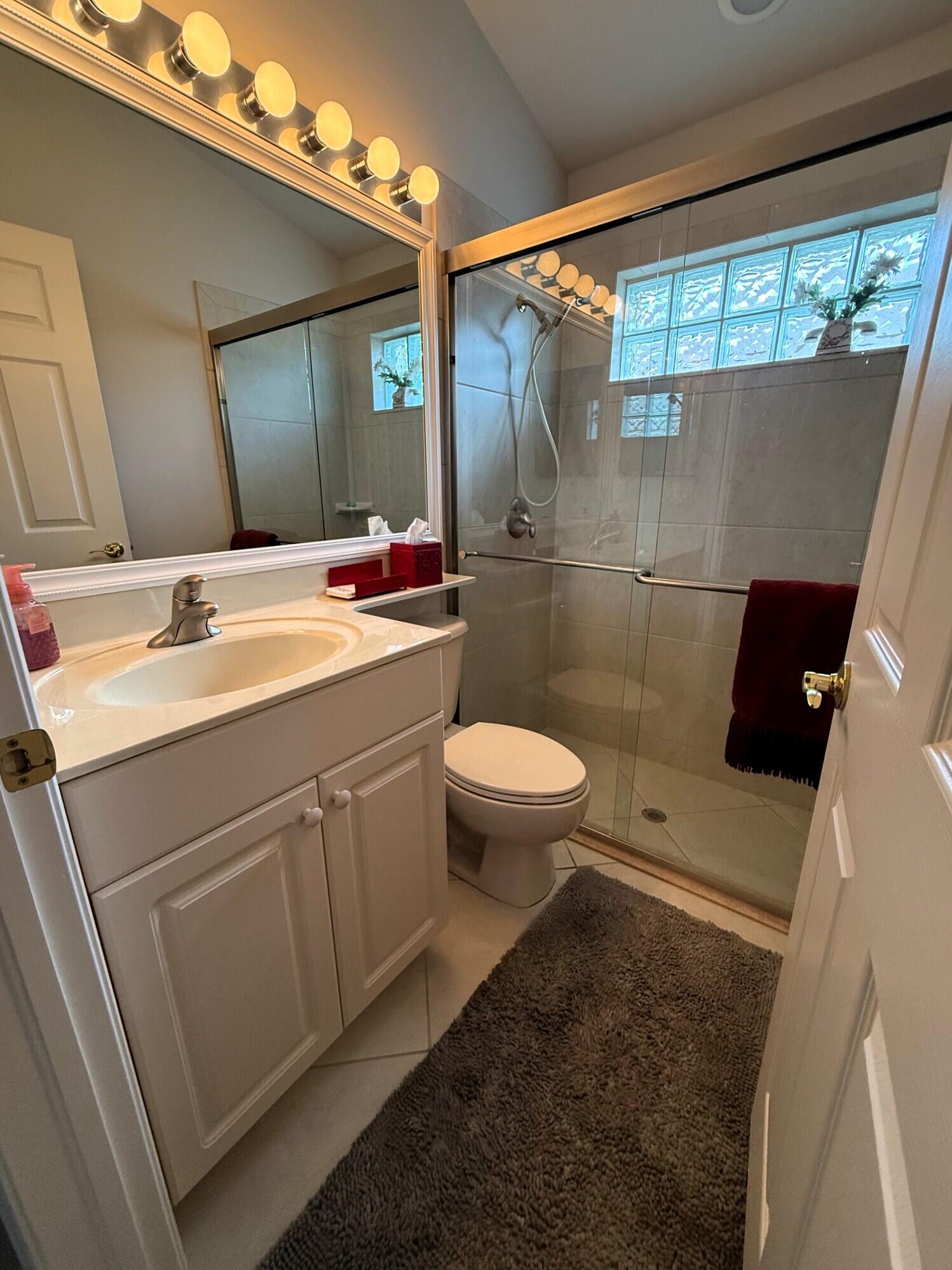 COTTAGES AT HOBE SOUND (a/k/a Banner Lake) - Residential