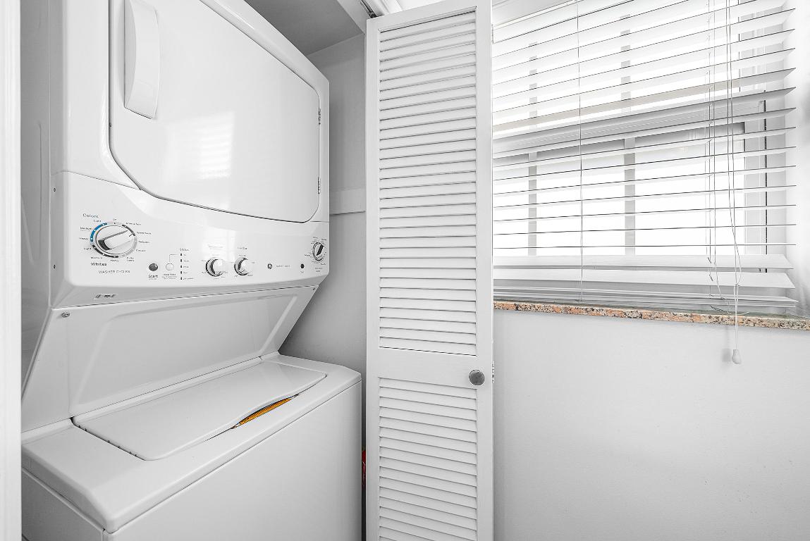 ATLANTIS SHERBROOKE VILLAS CONDO - Residential