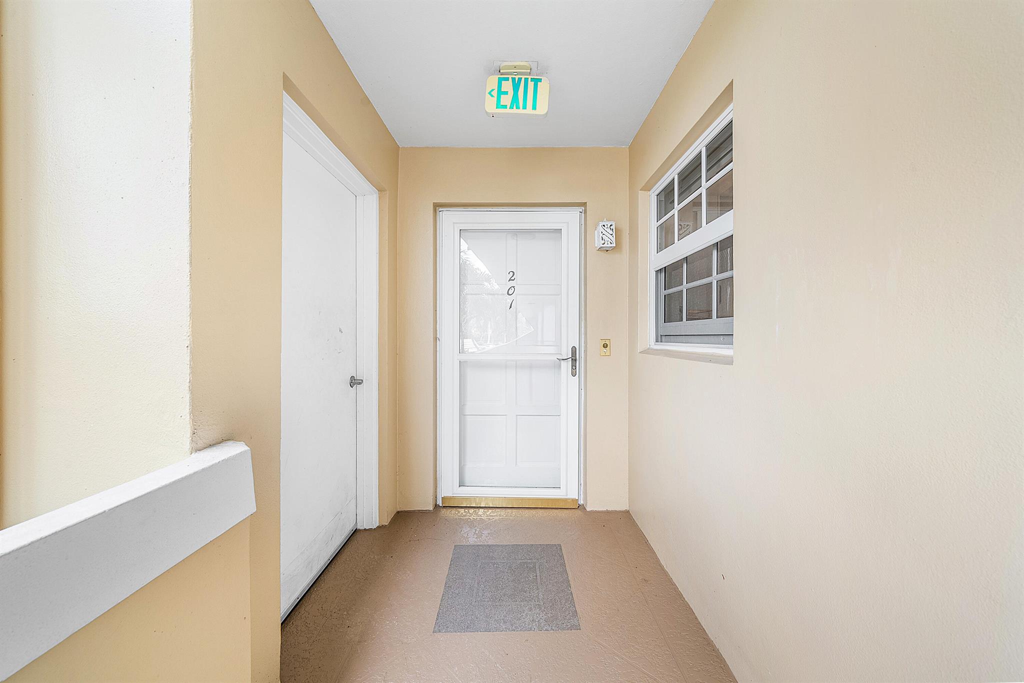 ATLANTIS SHERBROOKE VILLA - Residential