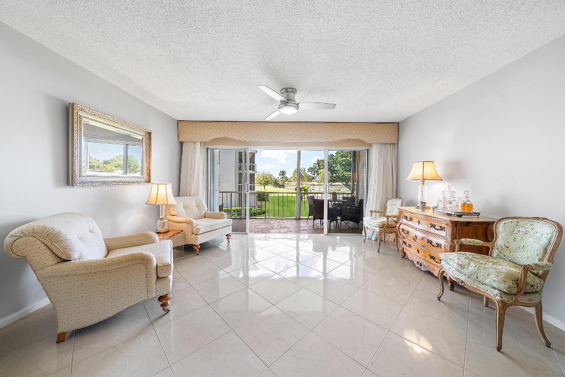 ATLANTIS SHERBROOKE VILLAS CONDO - Residential