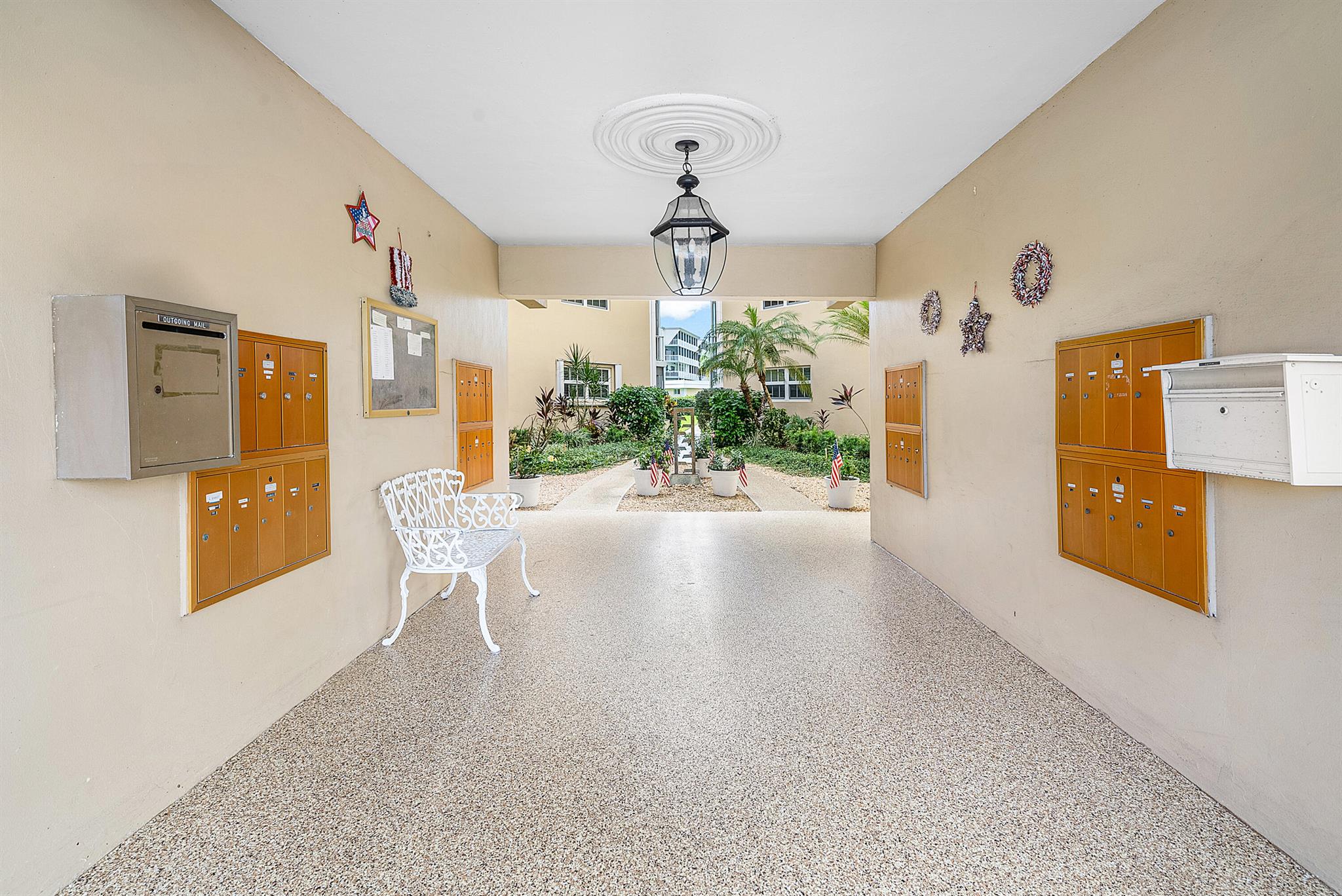 ATLANTIS SHERBROOKE VILLA - Residential