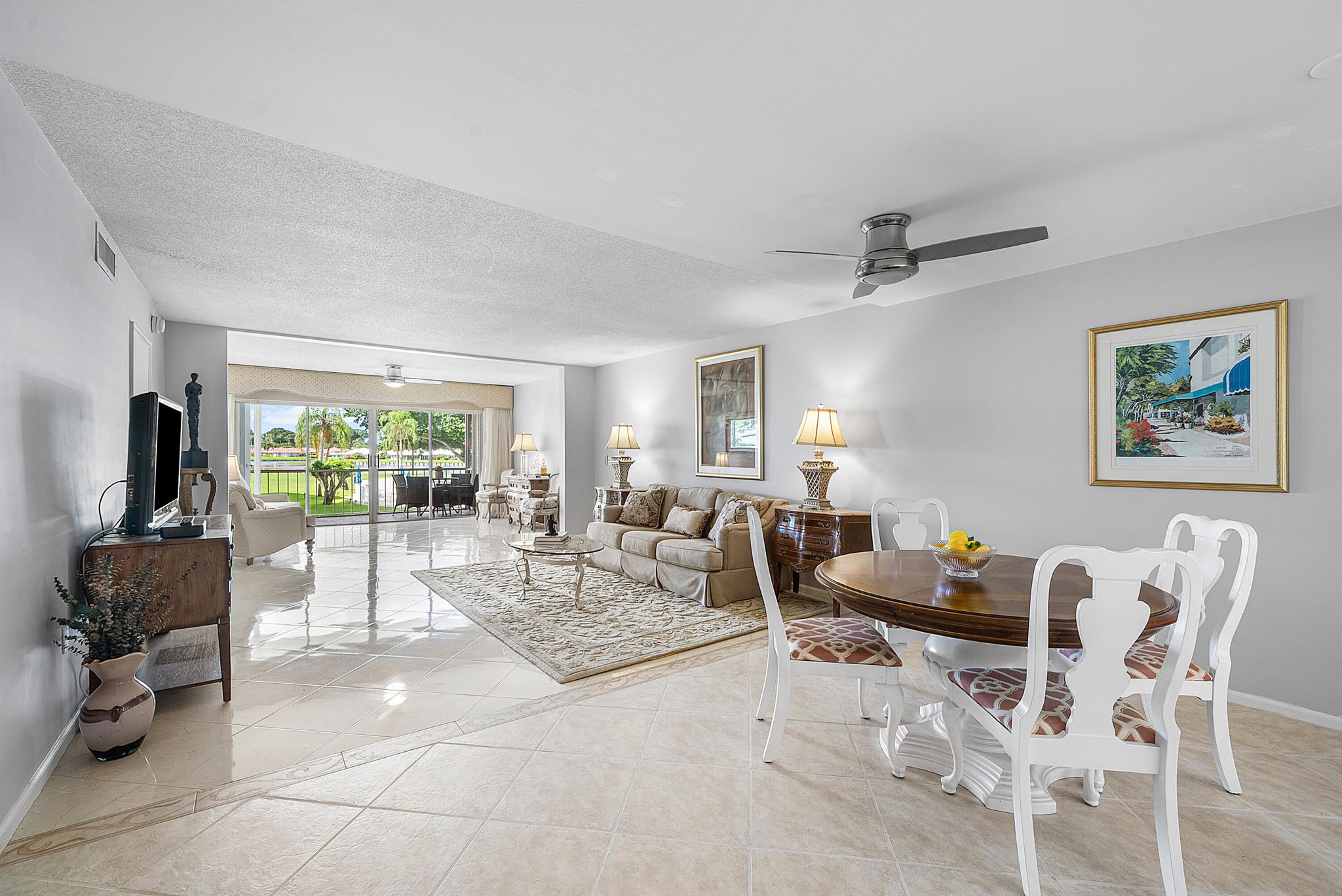 ATLANTIS SHERBROOKE VILLA - Residential