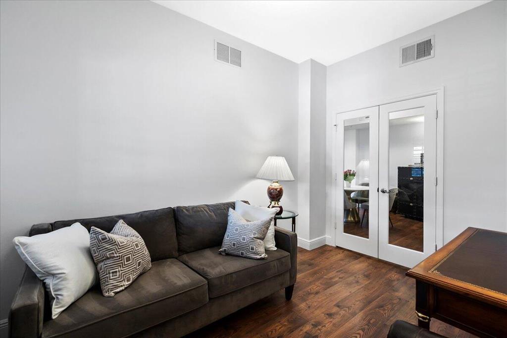 RESIDENCES AT MIDTOWN CONDO - Residential