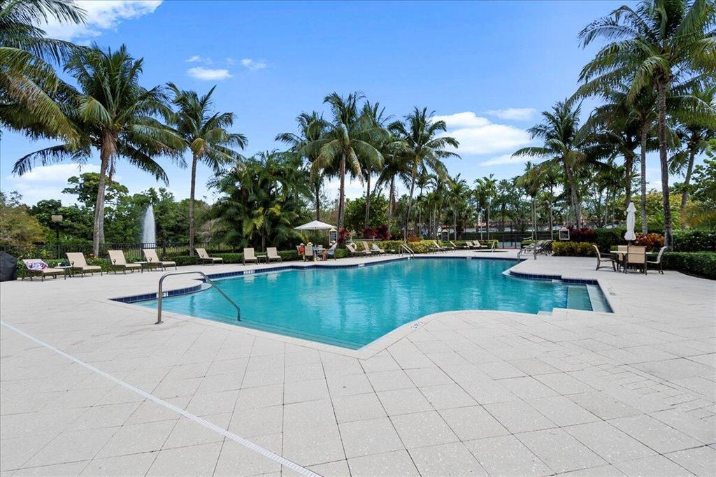 RESIDENCES AT MIDTOWN CONDO - Residential