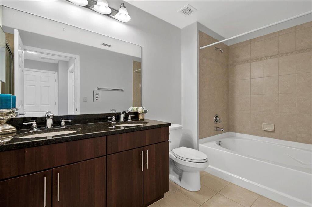 RESIDENCES AT MIDTOWN CONDO - Residential