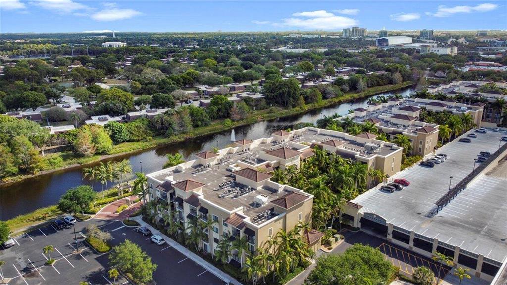 RESIDENCES AT MIDTOWN CONDO - Residential