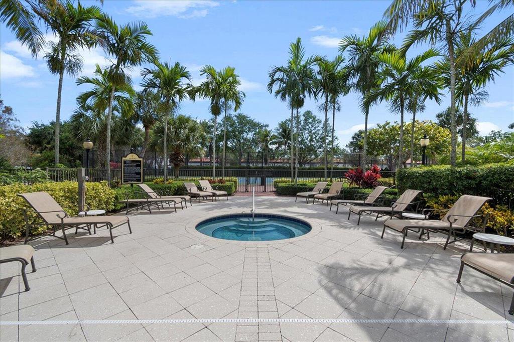 RESIDENCES AT MIDTOWN CONDO - Residential