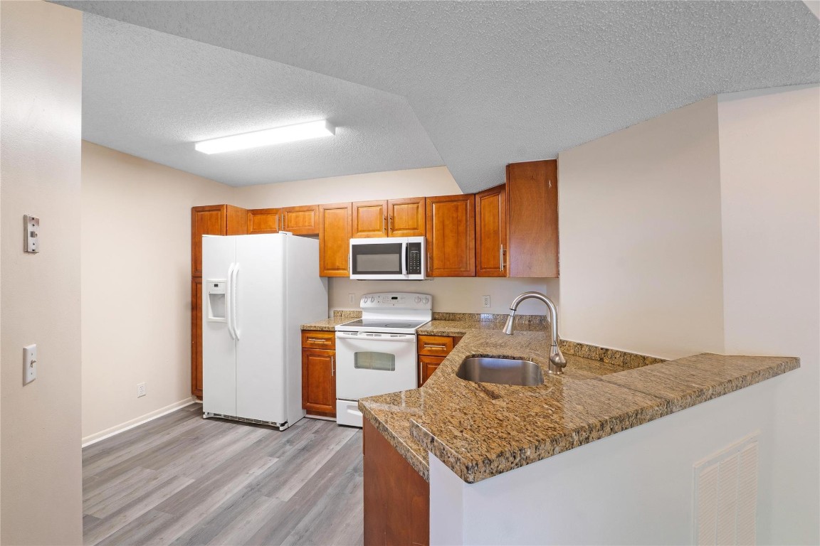 Edgewater Condo - Residential Lease