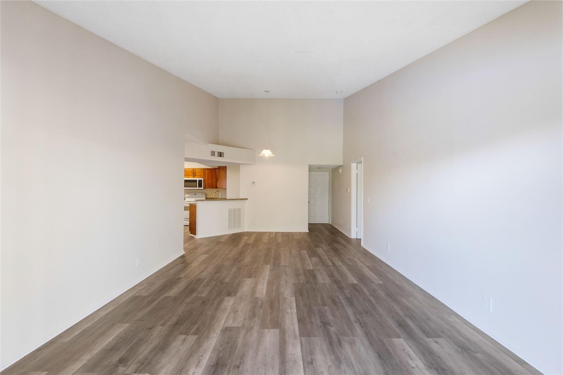 Edgewater Condo - Residential Lease
