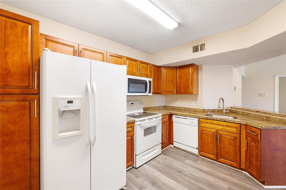 Edgewater Condo - Residential Lease