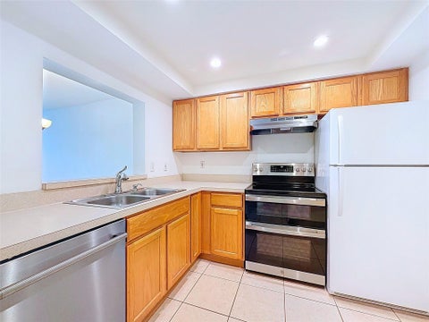 Tiny photo for 4025 N Federal Highway #227B, Oakland Park, FL 33308 (MLS # B26077778)