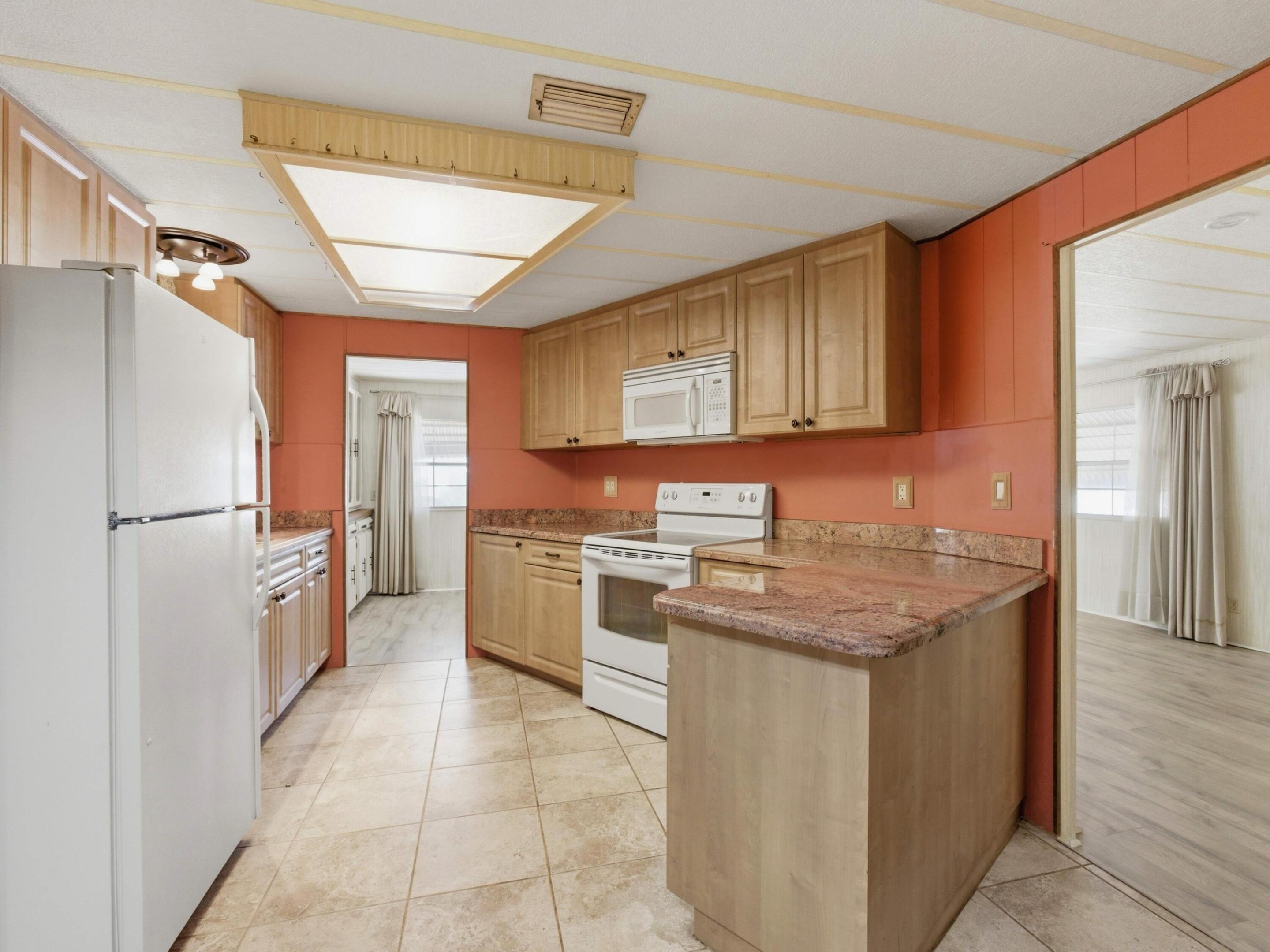 PINE GROVE VILLAGE - Residential