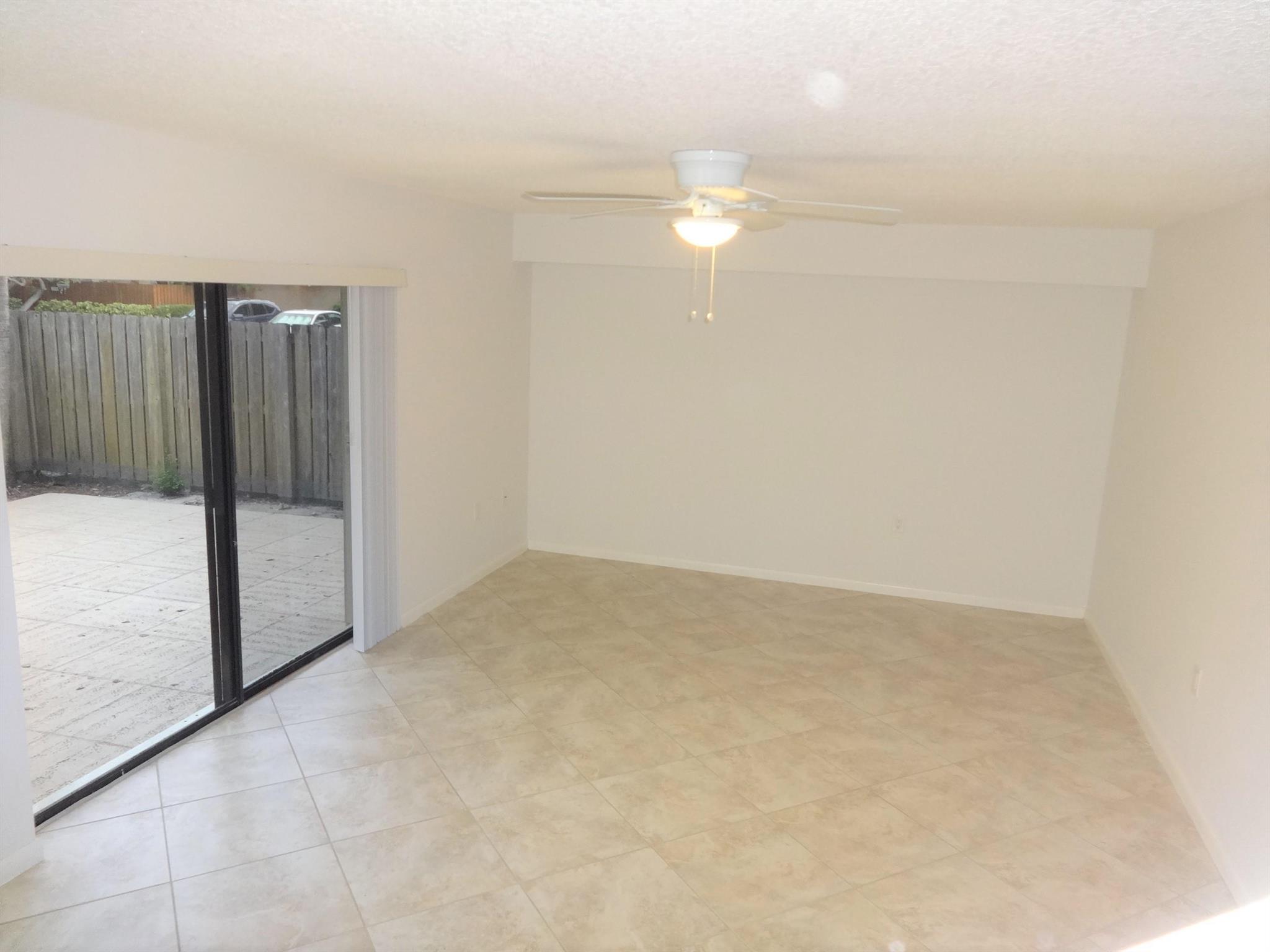 2802 28th Court